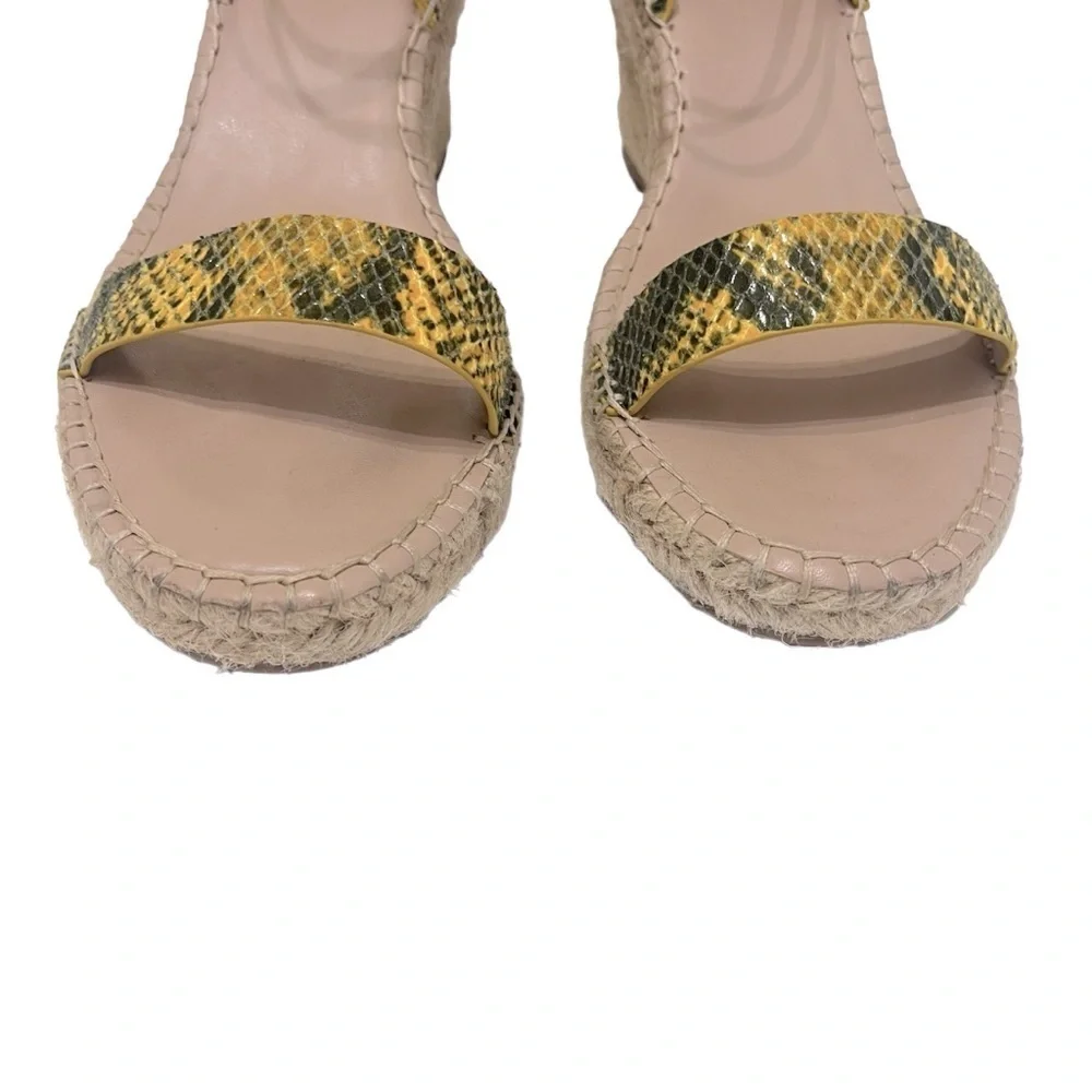 Charles By Charles‎ David Yellow Sandals Size 11